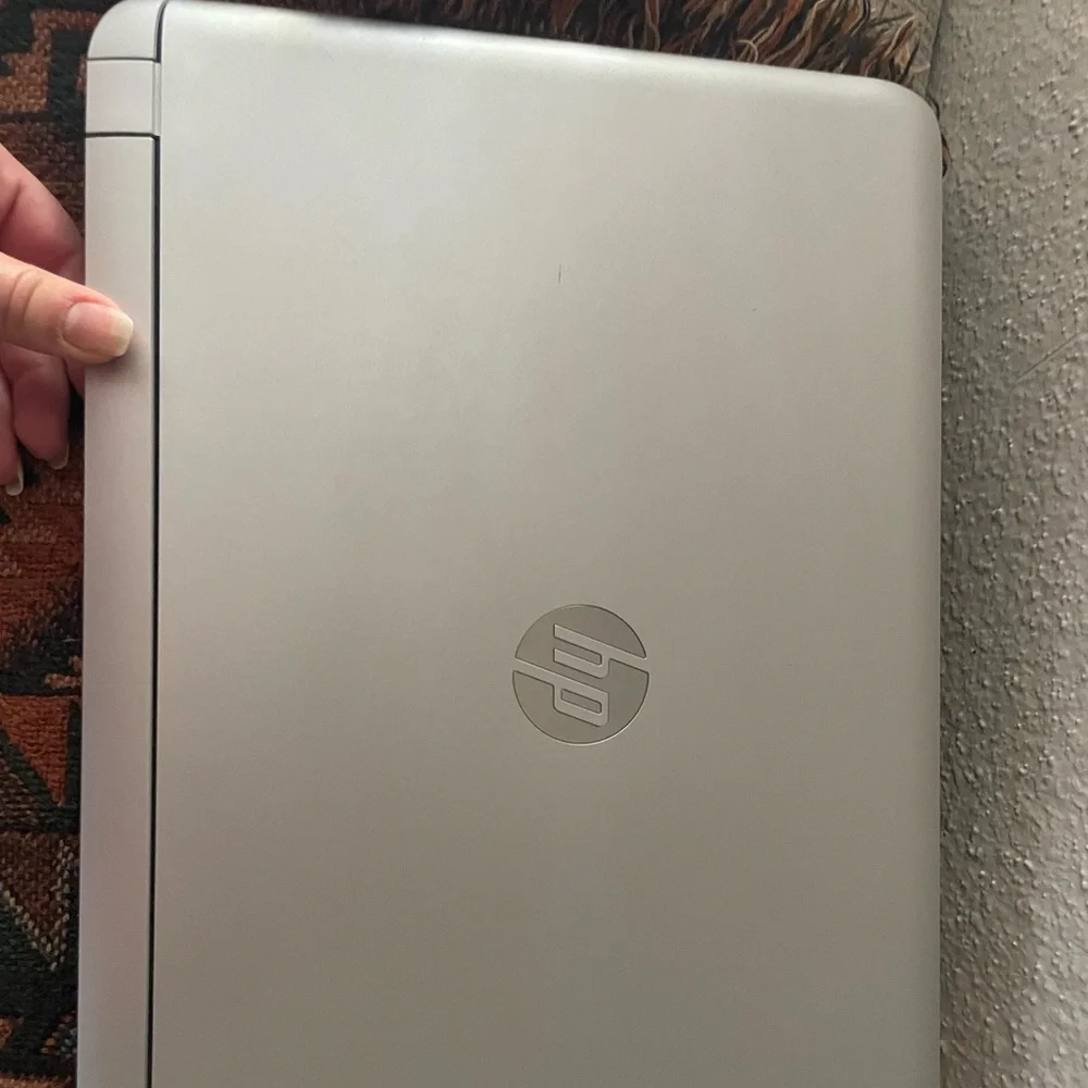 HP Pavilion Notebook intel core i3-excellent condition- lightly used •GREAT DEAL
